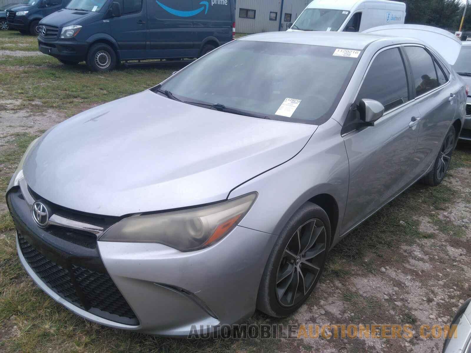 4T1BF1FK3FU014624 Toyota Camry 2015