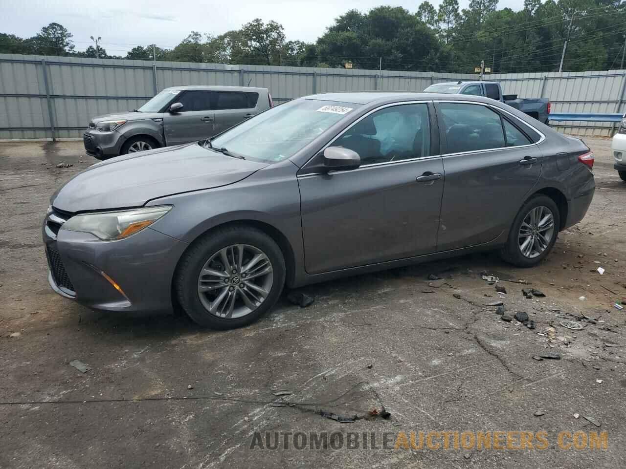 4T1BF1FK3FU020861 TOYOTA CAMRY 2015