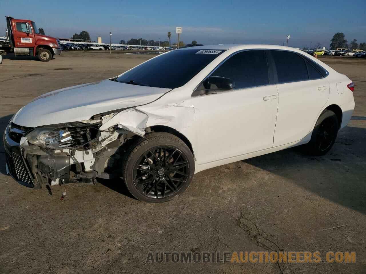 4T1BF1FK3FU953353 TOYOTA CAMRY 2015