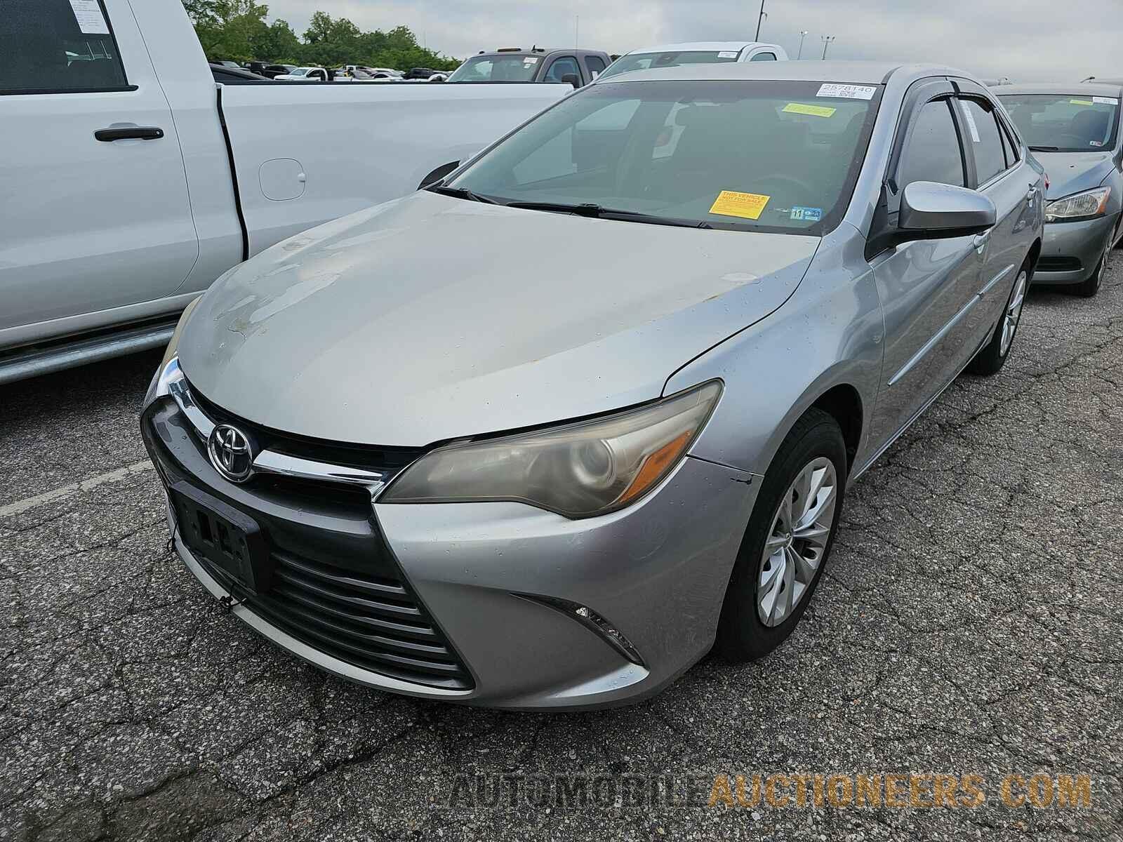 4T1BF1FK3FU969746 Toyota Camry 2015