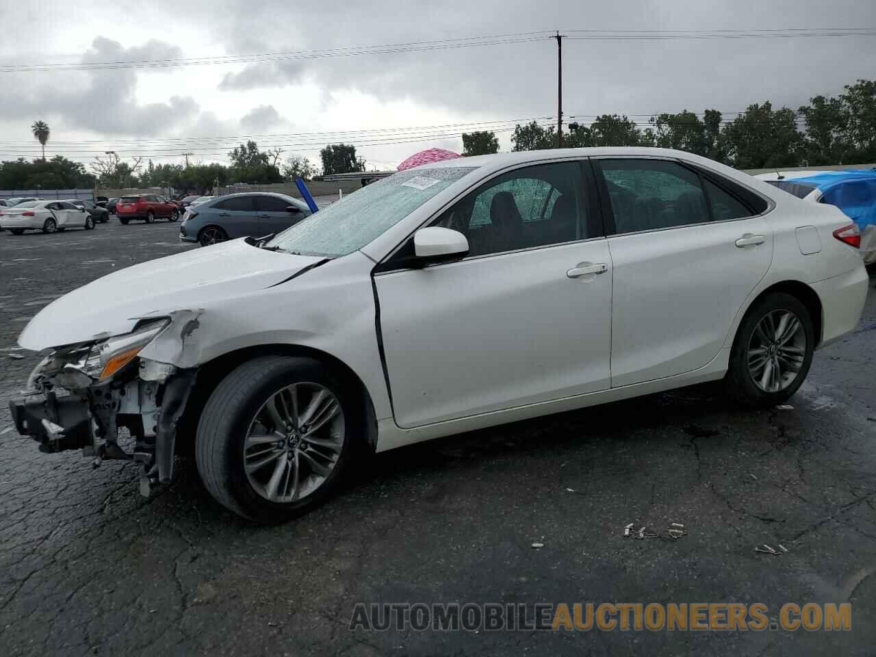 4T1BF1FK3GU132982 TOYOTA CAMRY 2016