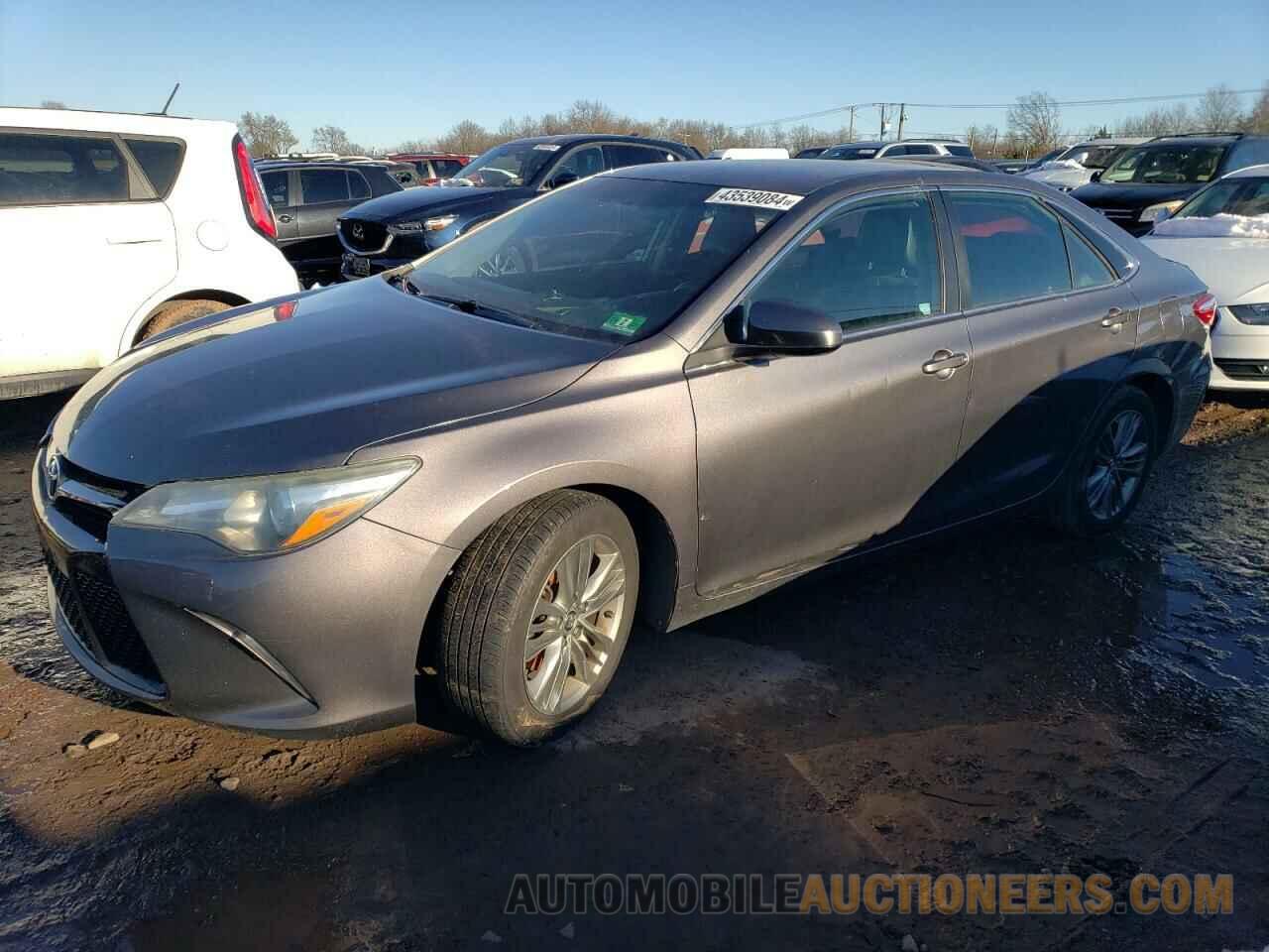 4T1BF1FK3GU157459 TOYOTA CAMRY 2016