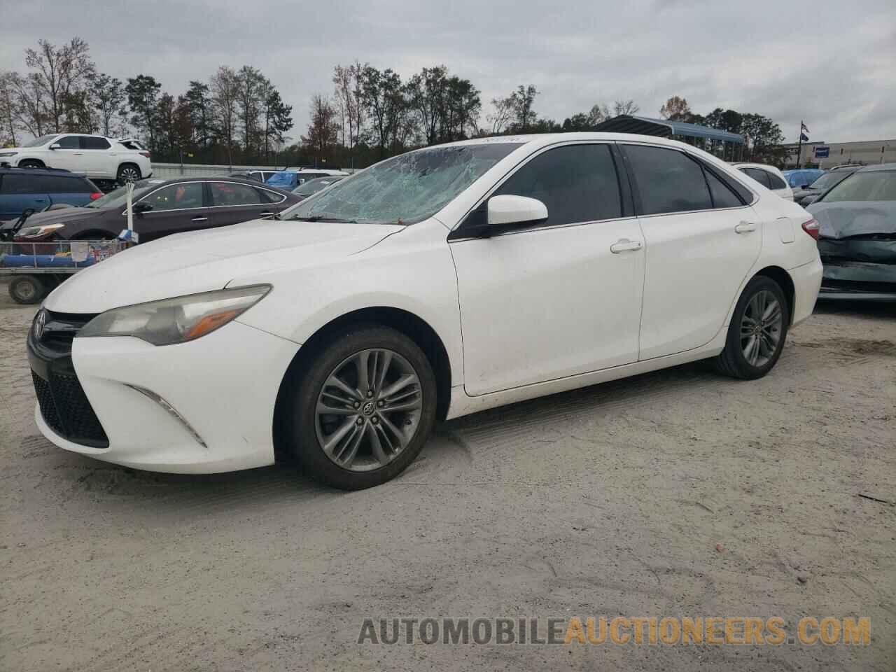 4T1BF1FK3GU162743 TOYOTA CAMRY 2016