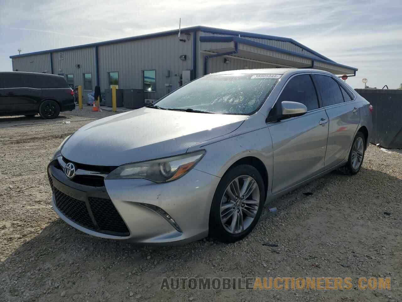 4T1BF1FK3GU164413 TOYOTA CAMRY 2016