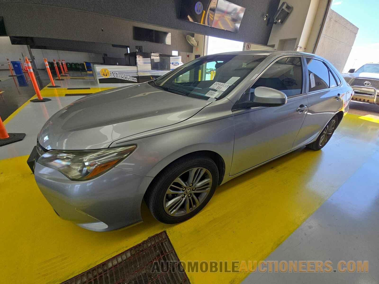 4T1BF1FK3GU169756 Toyota Camry 2016