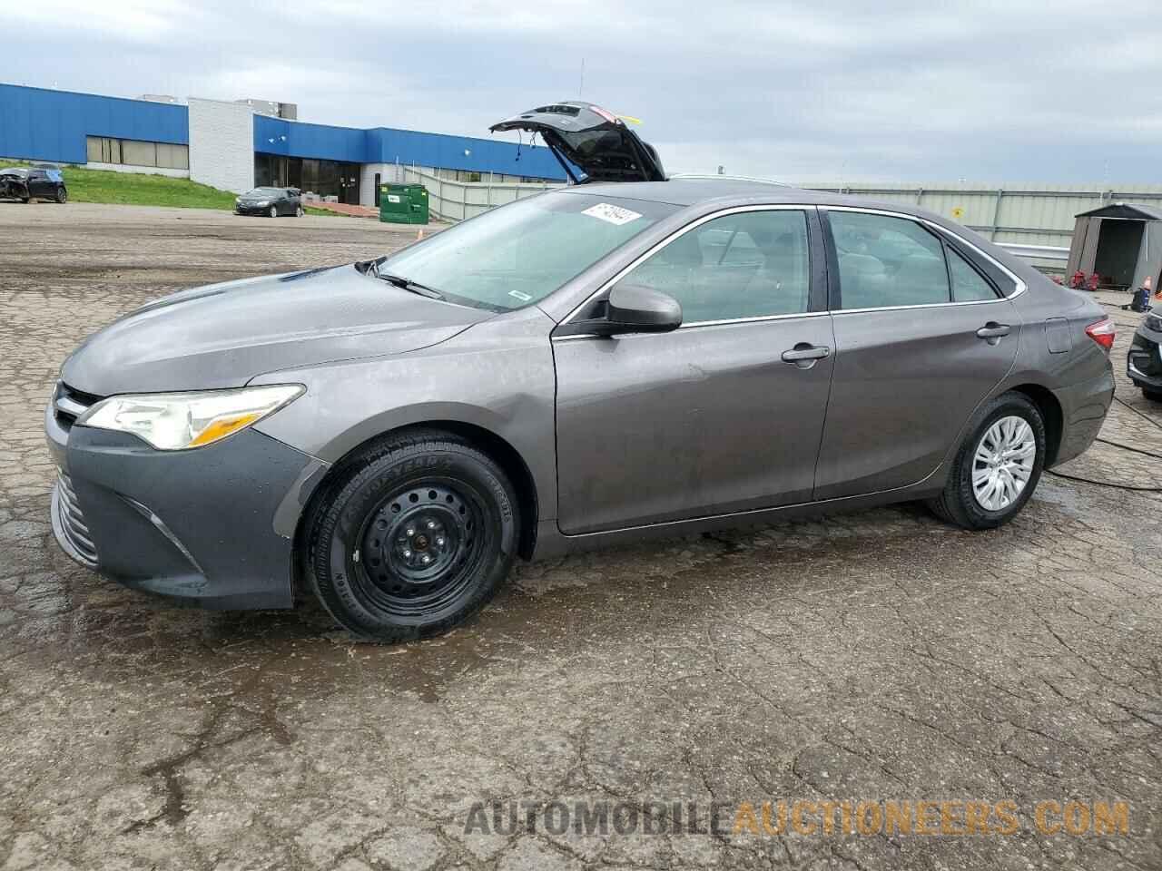 4T1BF1FK3GU175752 TOYOTA CAMRY 2016