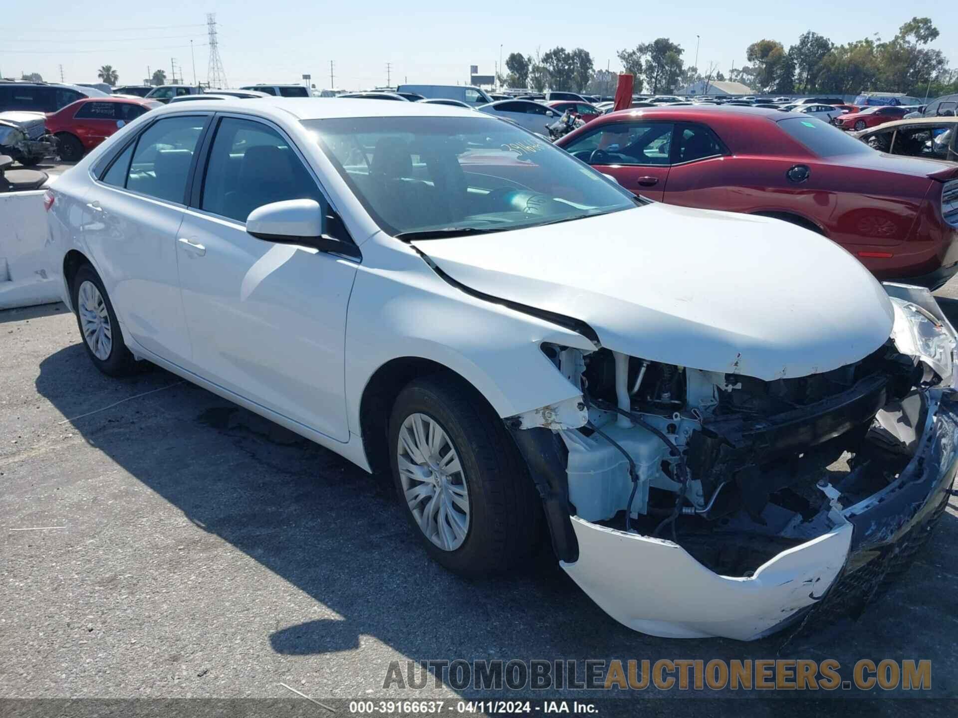 4T1BF1FK3GU205400 TOYOTA CAMRY 2016