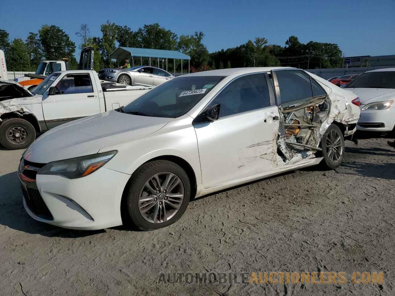 4T1BF1FK3GU223203 TOYOTA CAMRY 2016