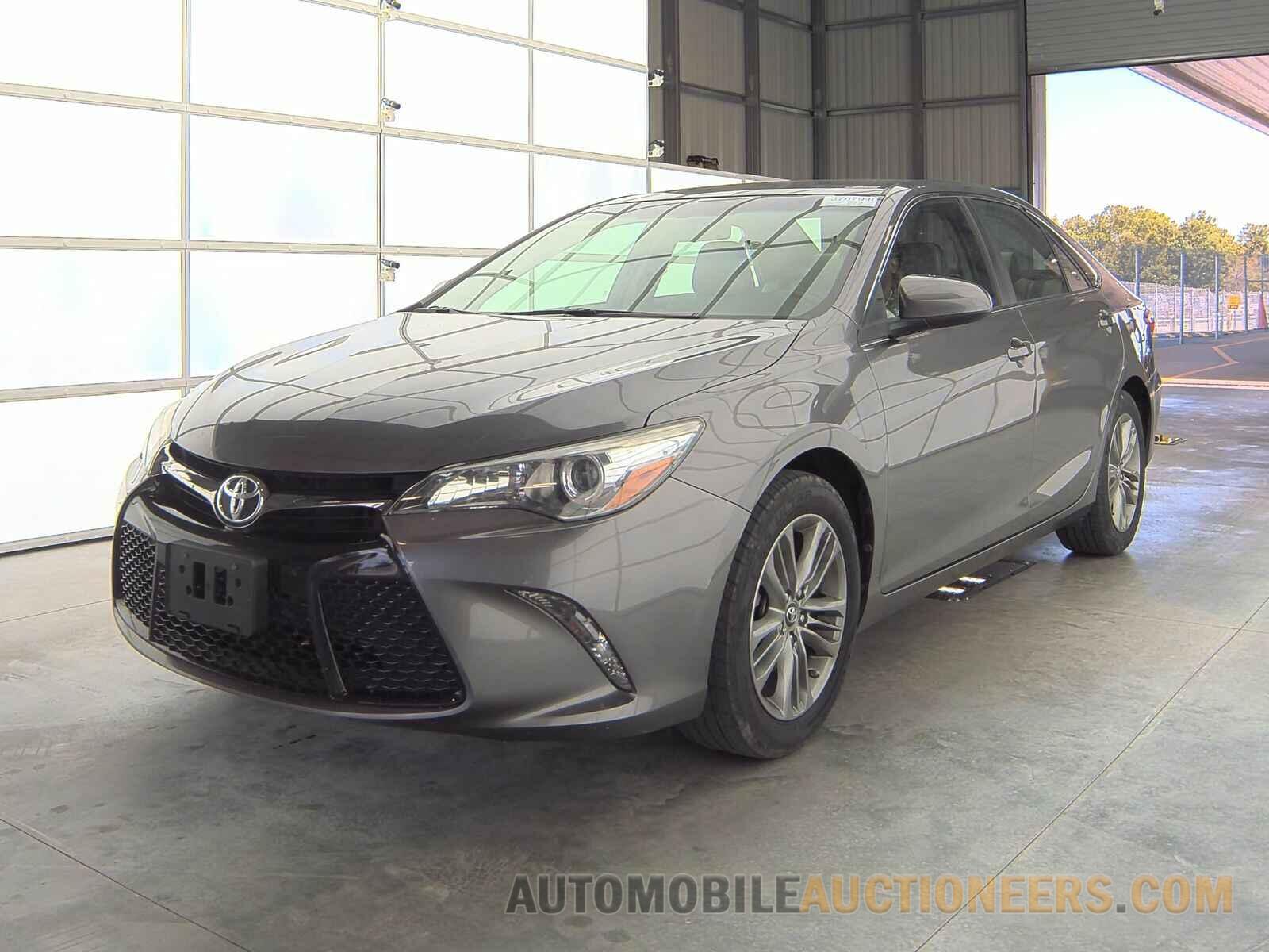 4T1BF1FK3GU255620 Toyota Camry 2016