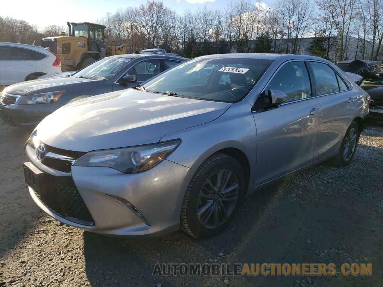 4T1BF1FK3GU256556 TOYOTA CAMRY 2016