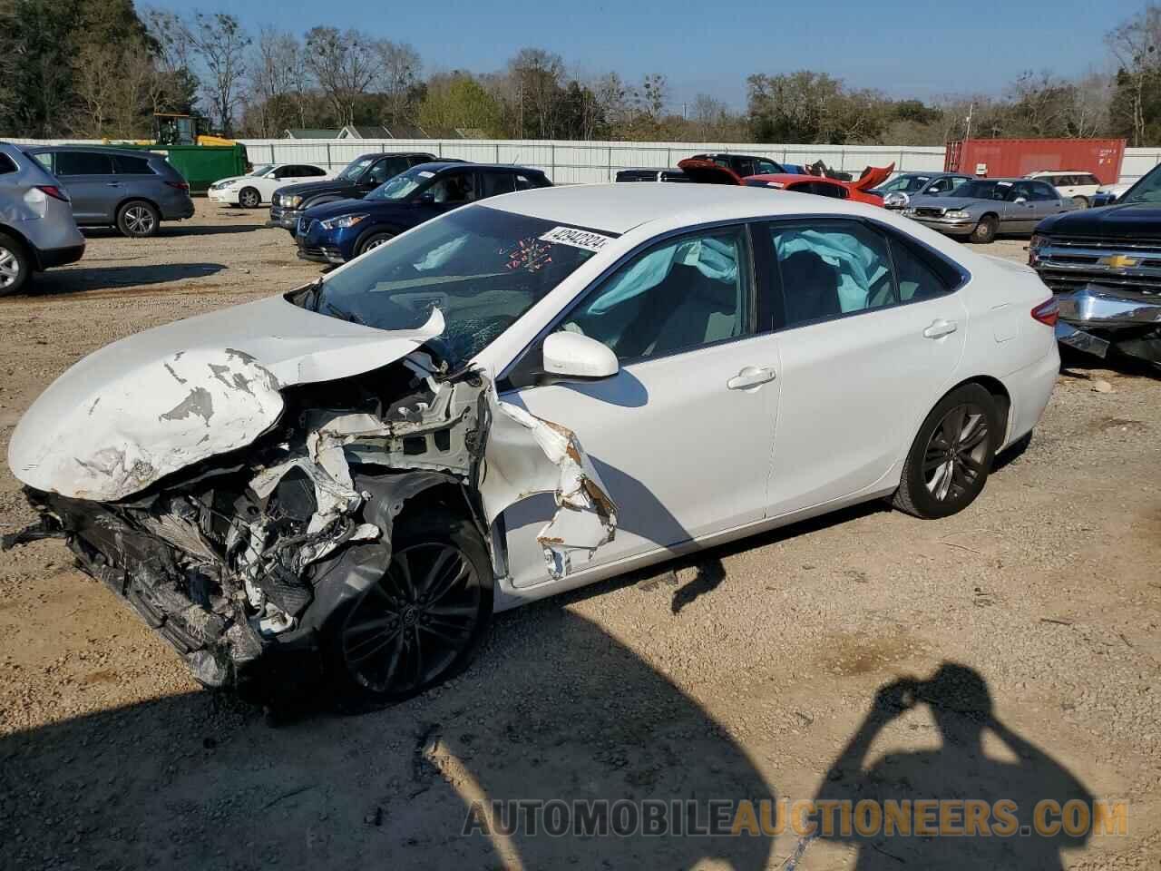 4T1BF1FK3GU508547 TOYOTA CAMRY 2016