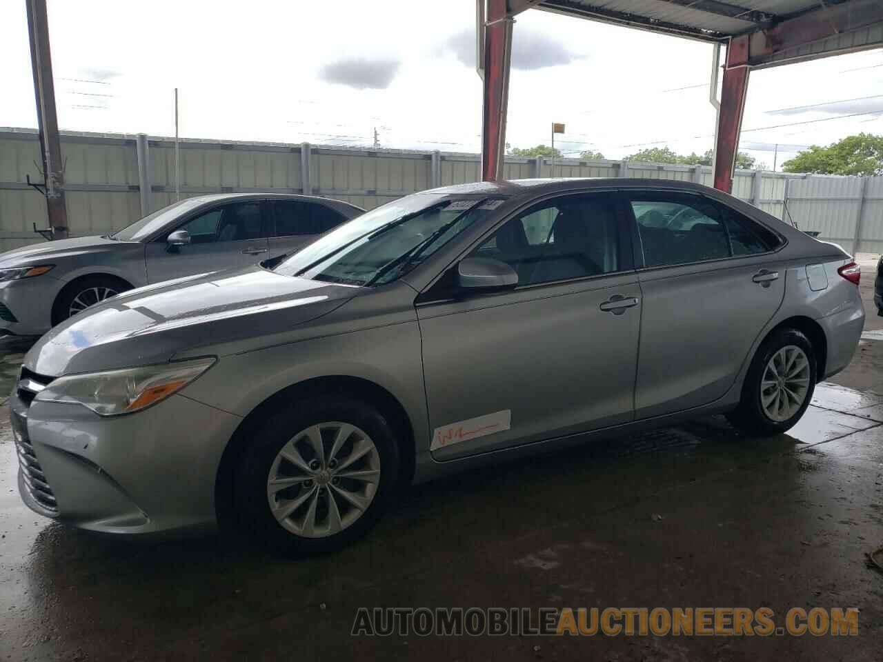 4T1BF1FK3GU533707 TOYOTA CAMRY 2016