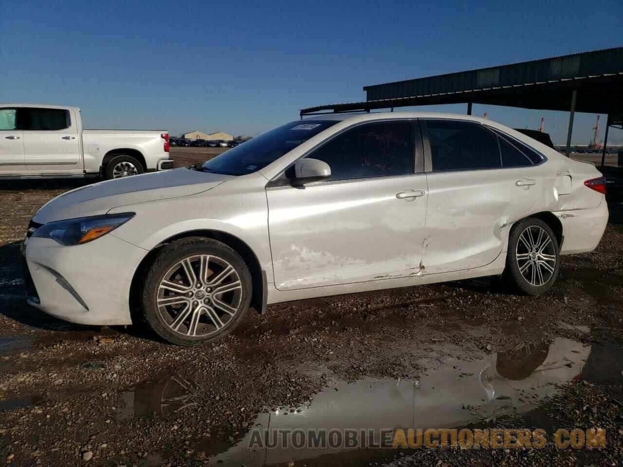 4T1BF1FK3GU546649 TOYOTA CAMRY 2016