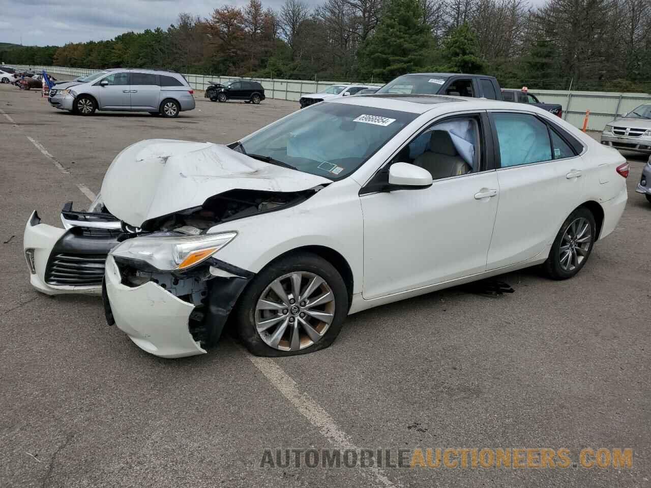 4T1BF1FK3GU579392 TOYOTA CAMRY 2016