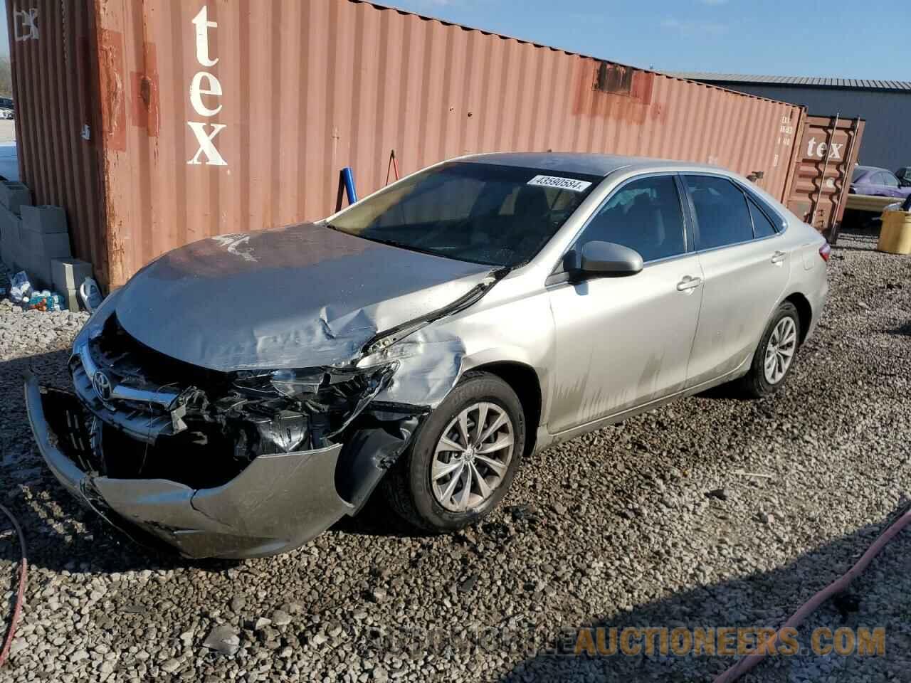 4T1BF1FK3GU604582 TOYOTA CAMRY 2016