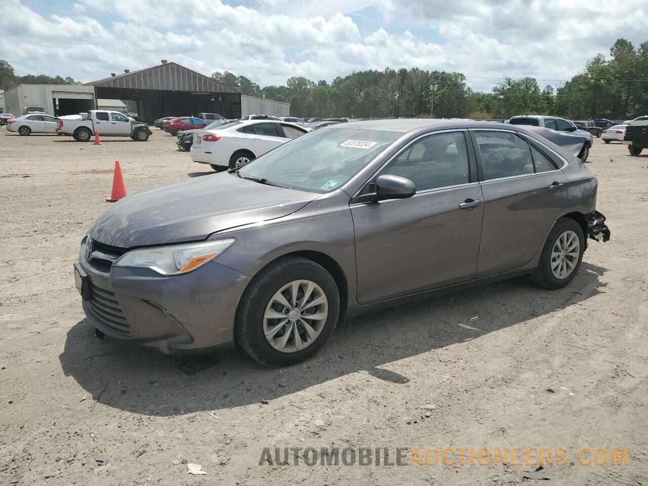 4T1BF1FK3HU358702 TOYOTA CAMRY 2017