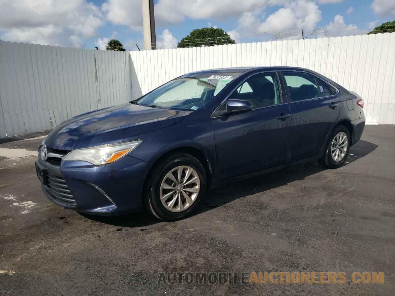 4T1BF1FK3HU742561 TOYOTA CAMRY 2017