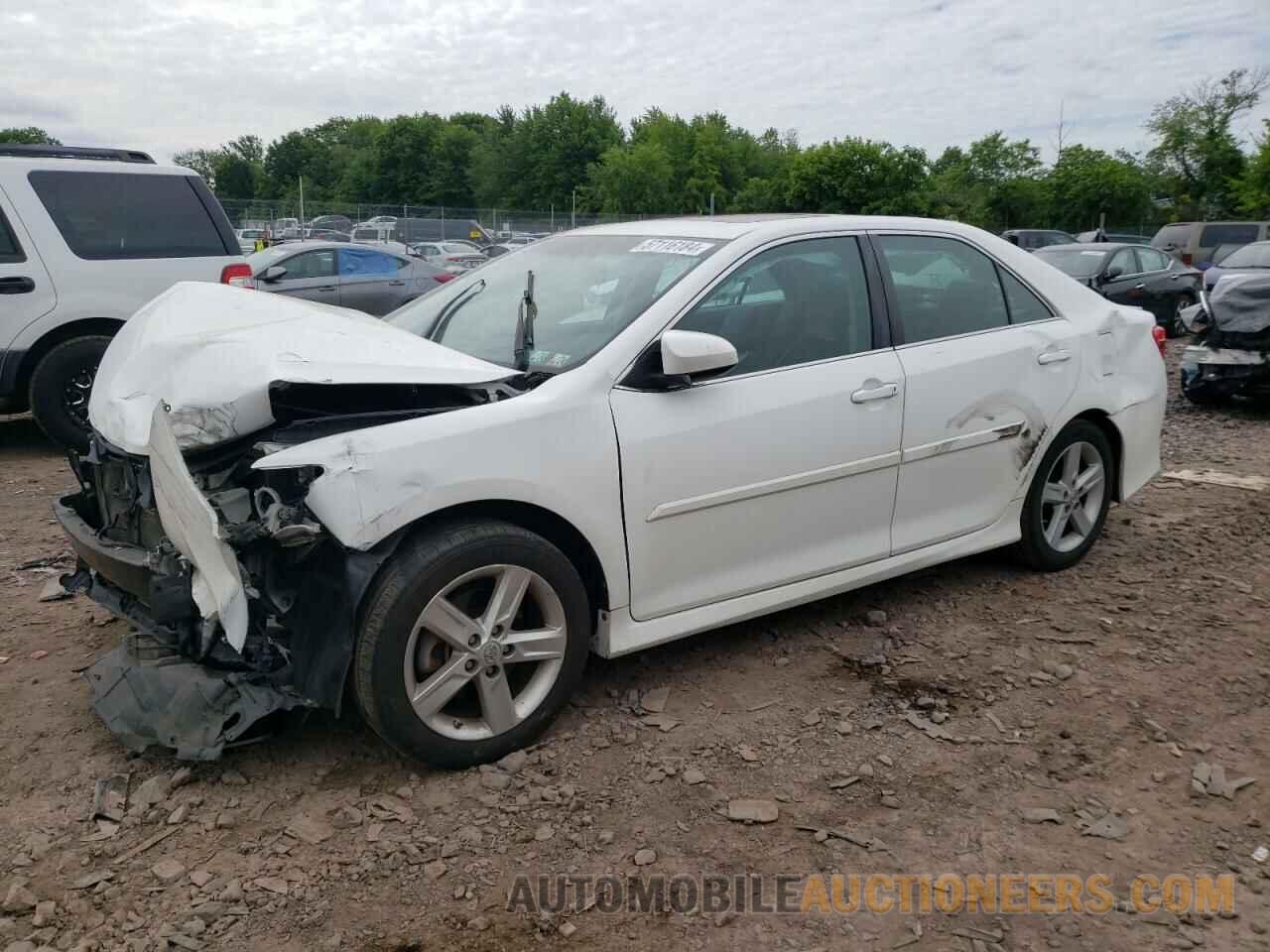 4T1BF1FK4DU705917 TOYOTA CAMRY 2013