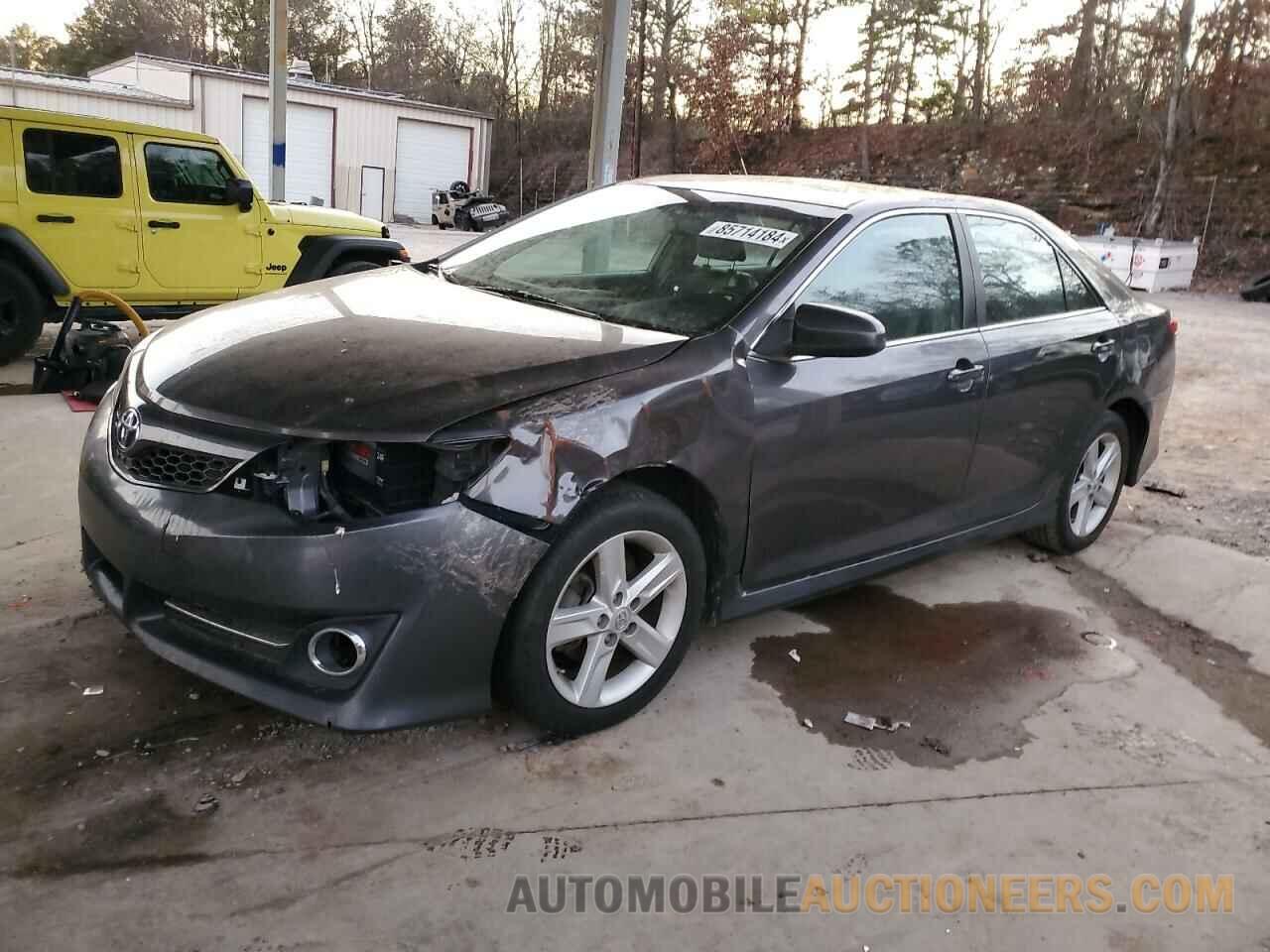 4T1BF1FK4DU720210 TOYOTA CAMRY 2013