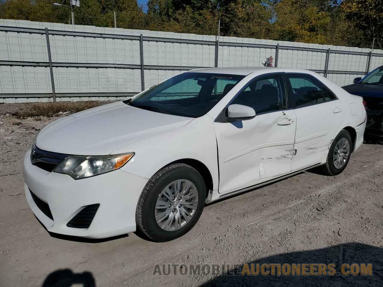 4T1BF1FK4EU432883 TOYOTA CAMRY 2014