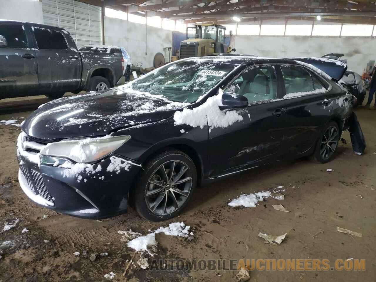 4T1BF1FK4FU929854 TOYOTA CAMRY 2015