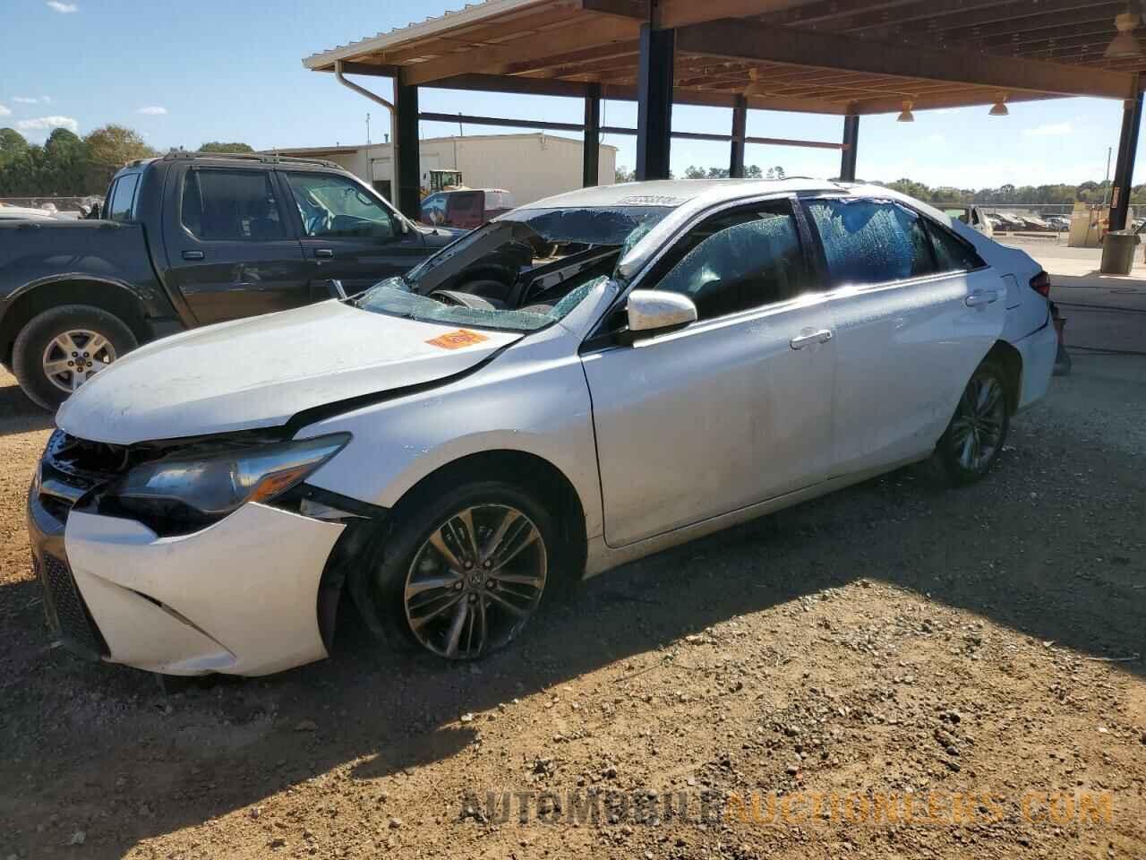 4T1BF1FK4GU117813 TOYOTA CAMRY 2016