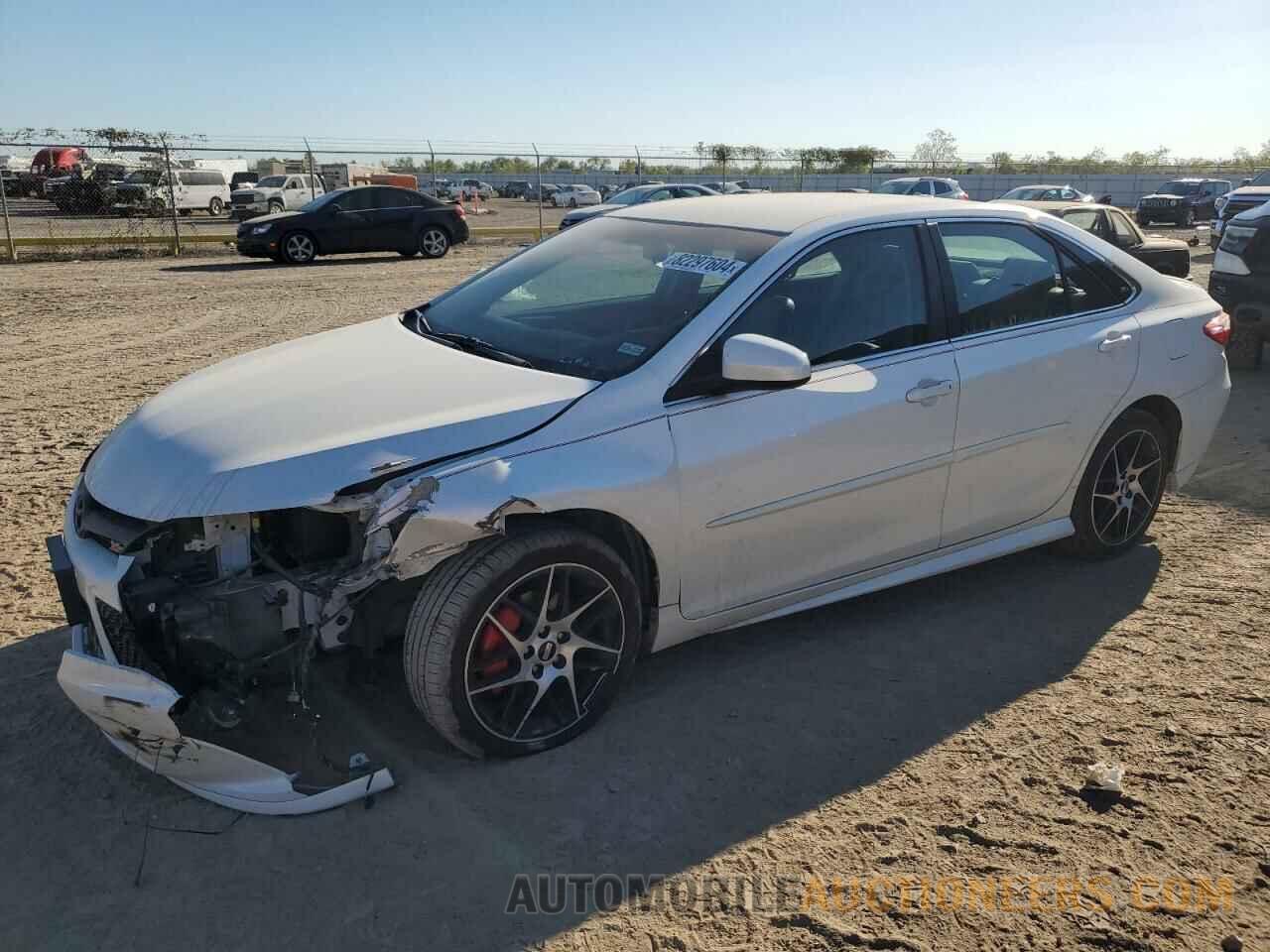 4T1BF1FK4GU164288 TOYOTA CAMRY 2016