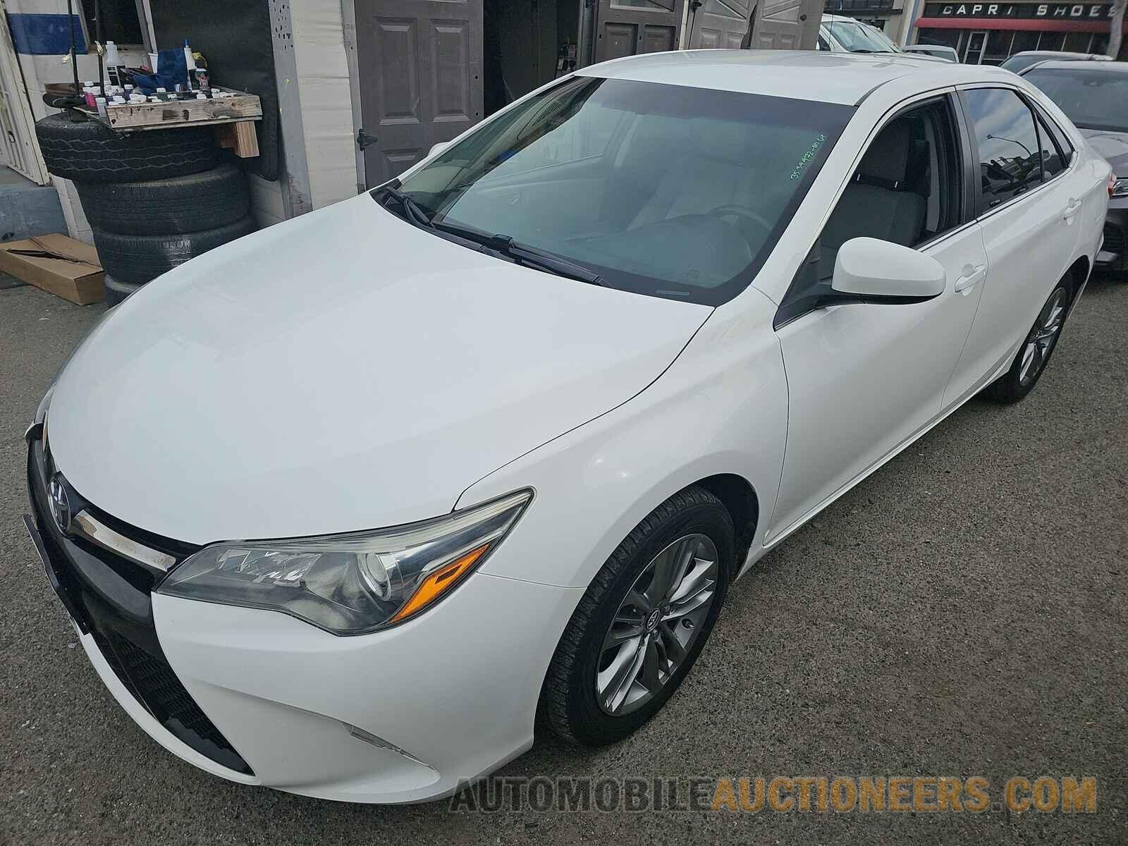 4T1BF1FK4GU182094 Toyota Camry 2016