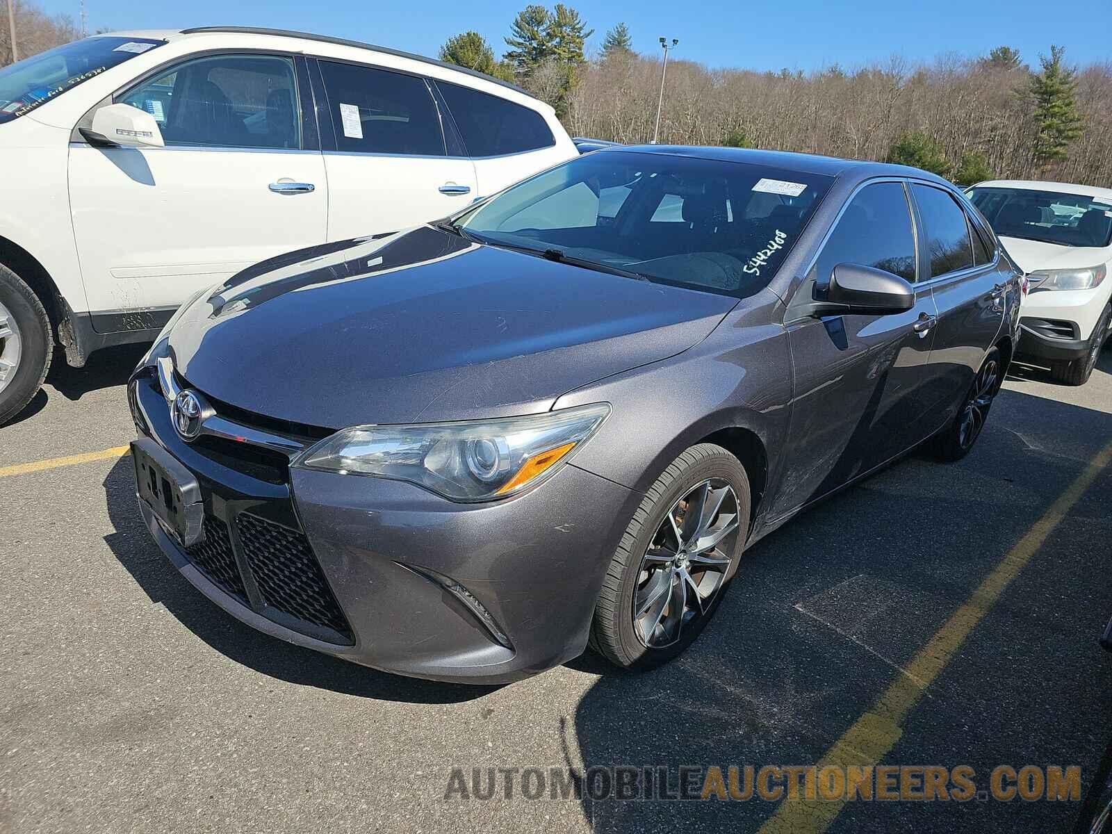 4T1BF1FK4GU552539 Toyota Camry 2016