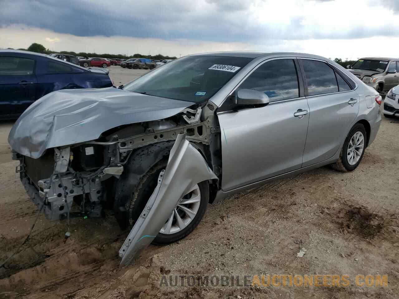 4T1BF1FK4GU565789 TOYOTA CAMRY 2016