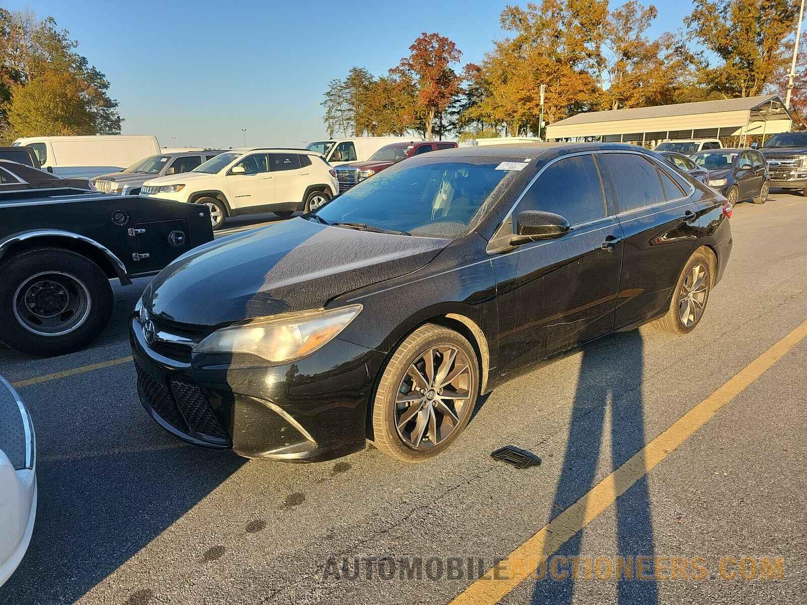 4T1BF1FK4HU356151 Toyota Camry 2017