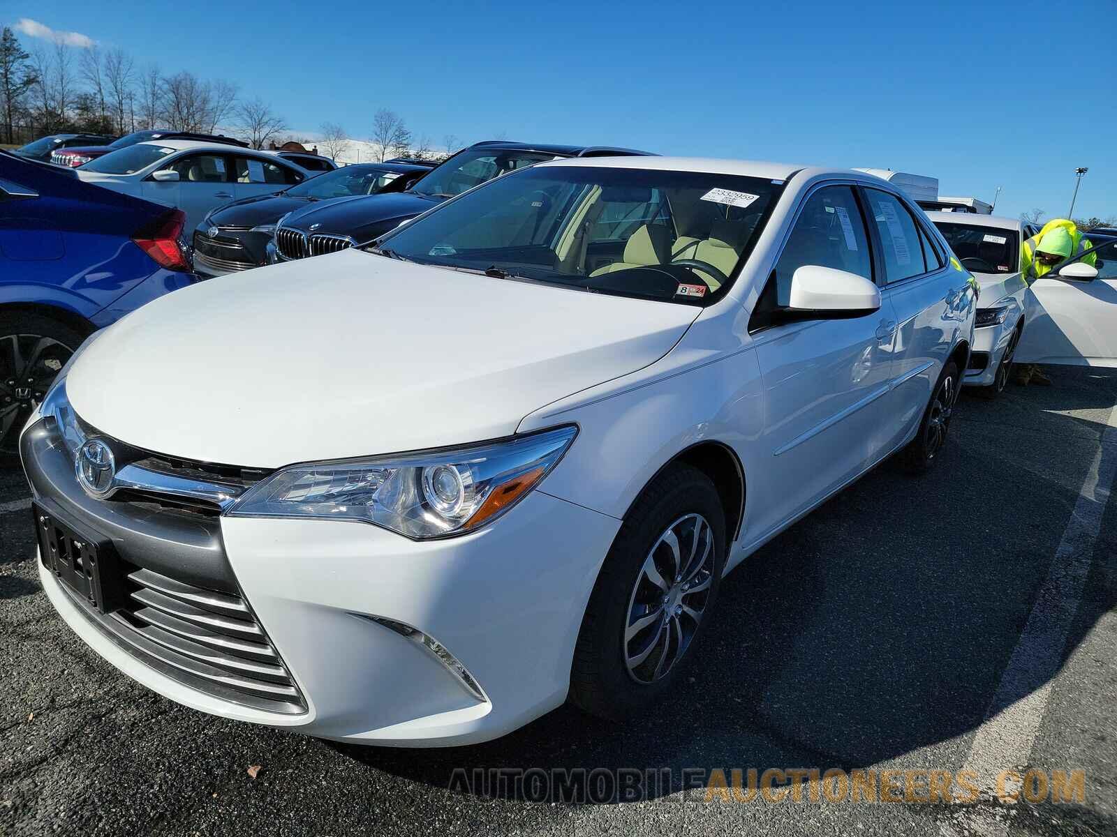 4T1BF1FK4HU357350 Toyota Camry 2017