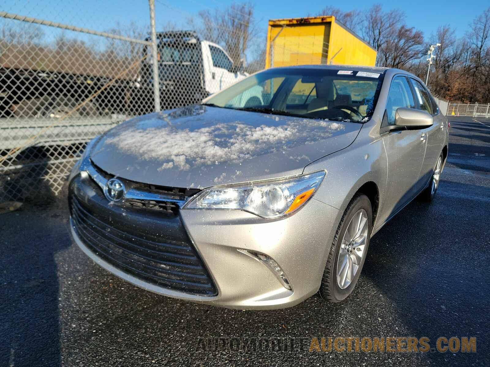 4T1BF1FK4HU620596 Toyota Camry 2017