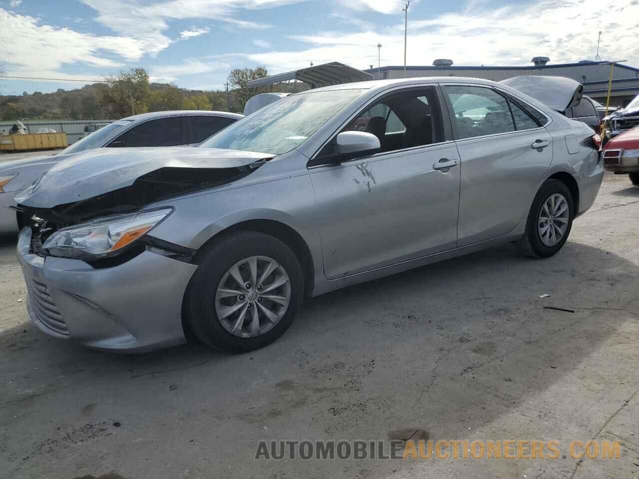 4T1BF1FK4HU660824 TOYOTA CAMRY 2017