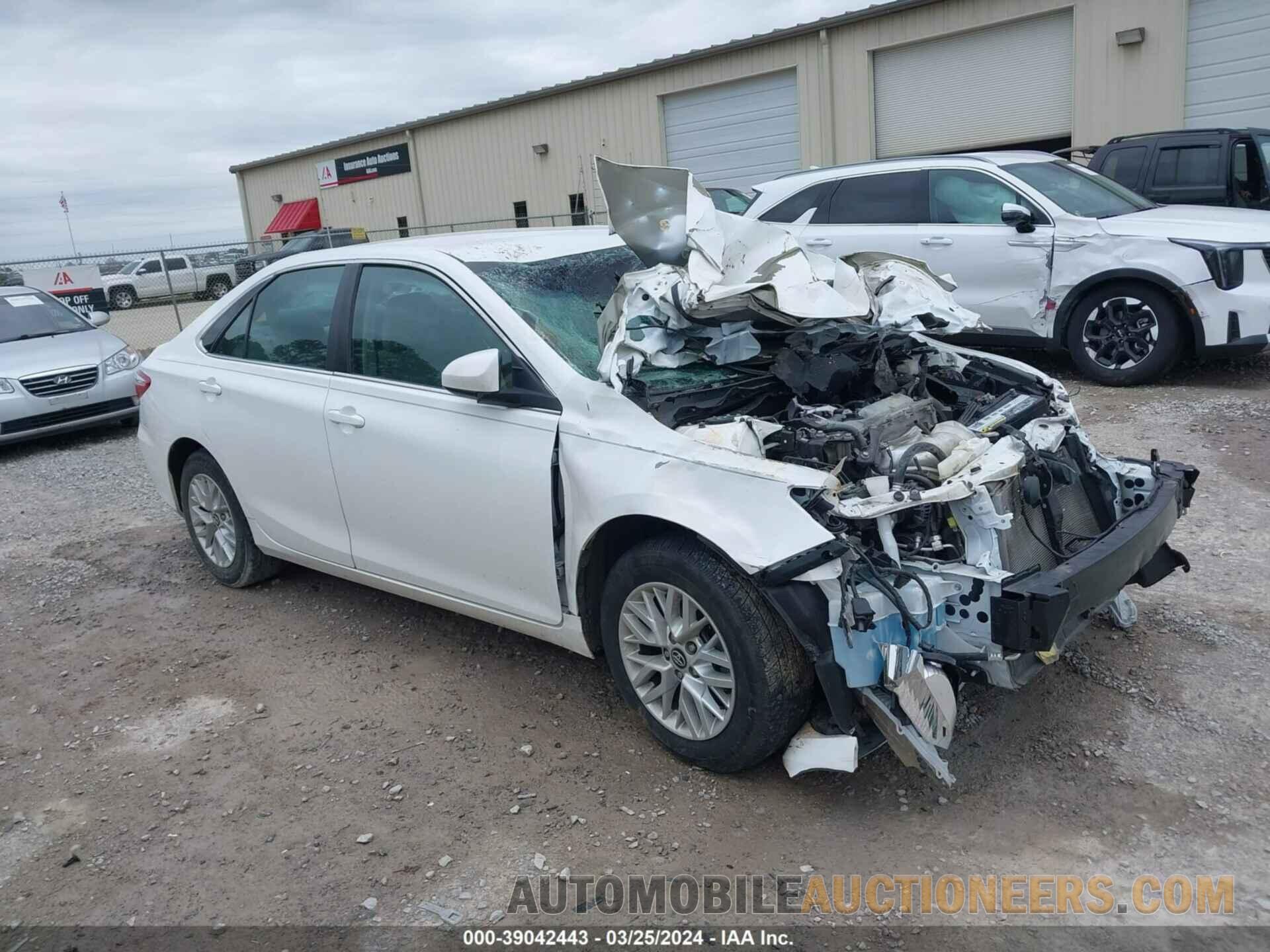 4T1BF1FK4HU723131 TOYOTA CAMRY 2017