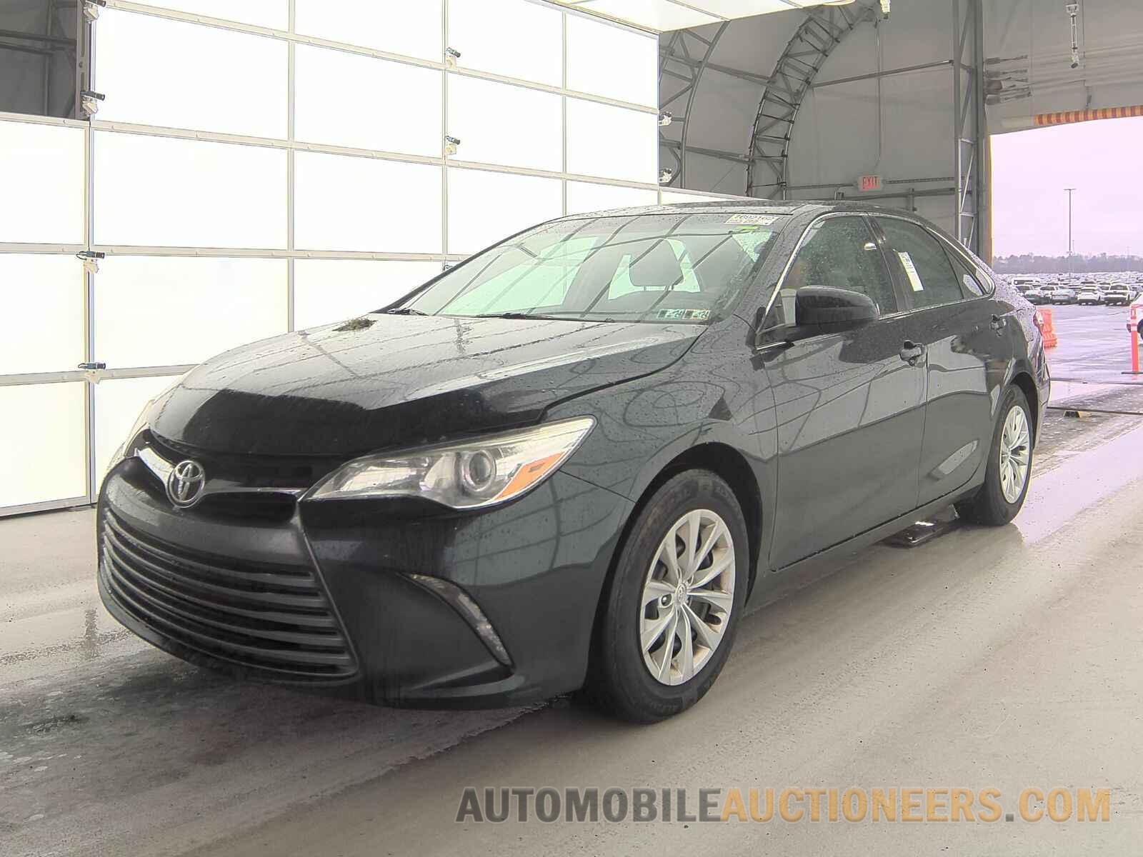 4T1BF1FK4HU802895 Toyota Camry 2017