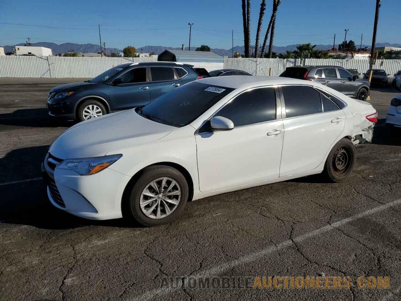 4T1BF1FK4HU810074 TOYOTA CAMRY 2017