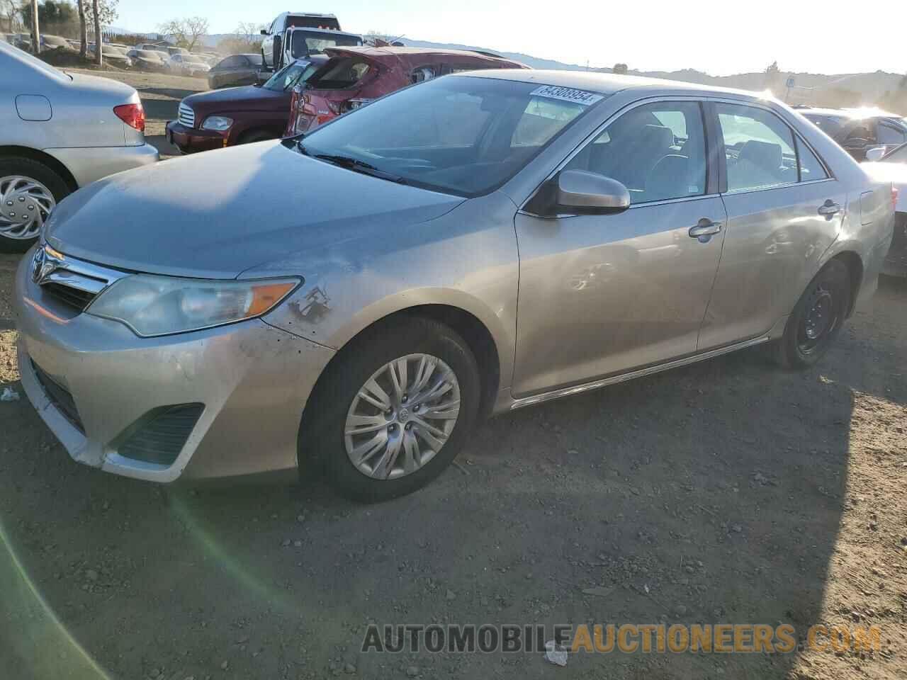 4T1BF1FK5DU211033 TOYOTA CAMRY 2013