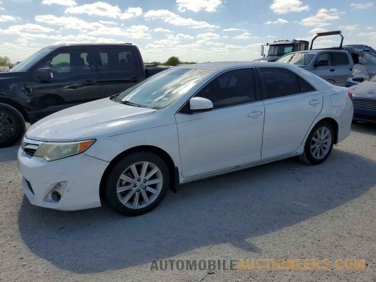 4T1BF1FK5EU382950 TOYOTA CAMRY 2014