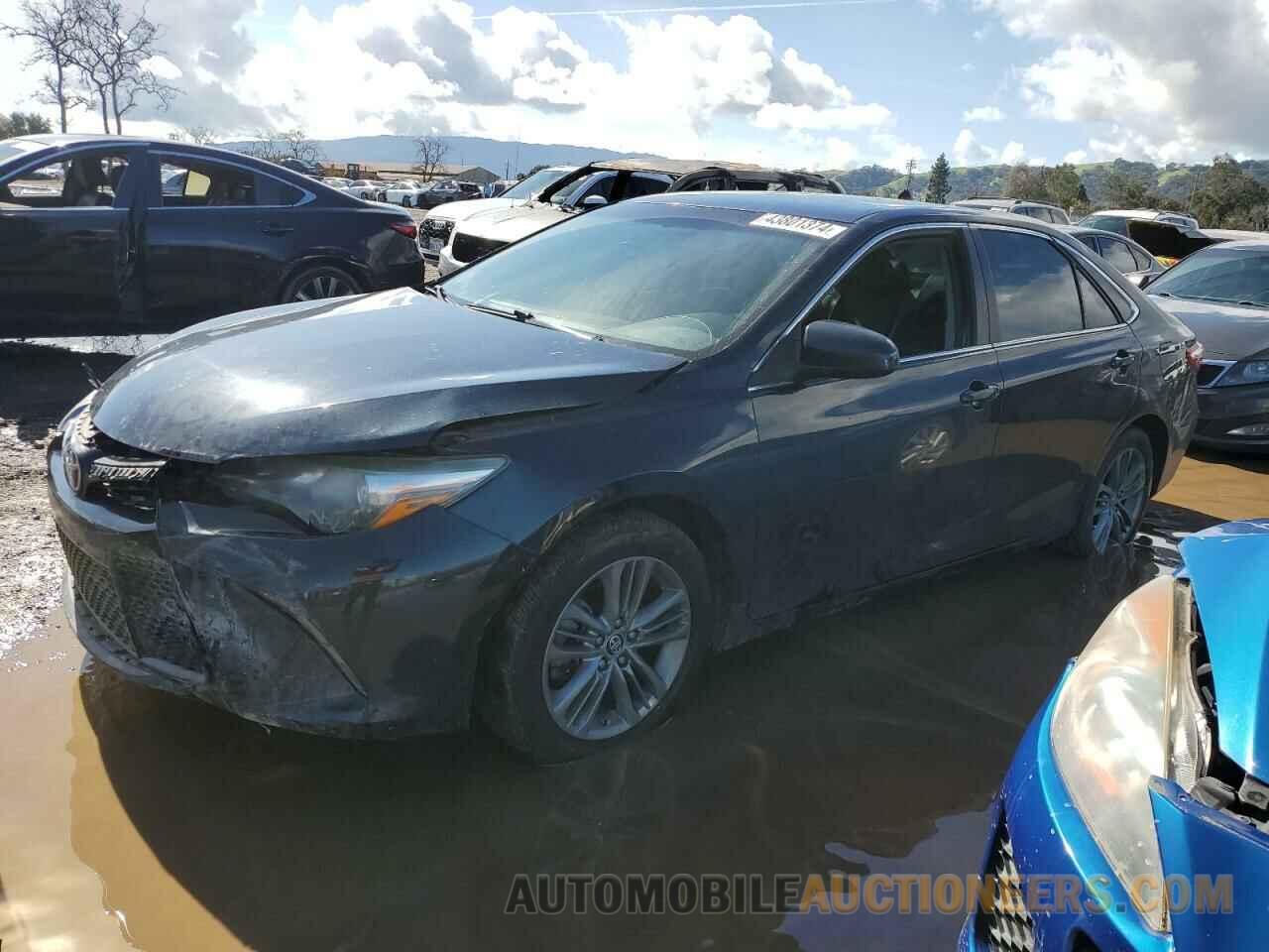 4T1BF1FK5FU004516 TOYOTA CAMRY 2015