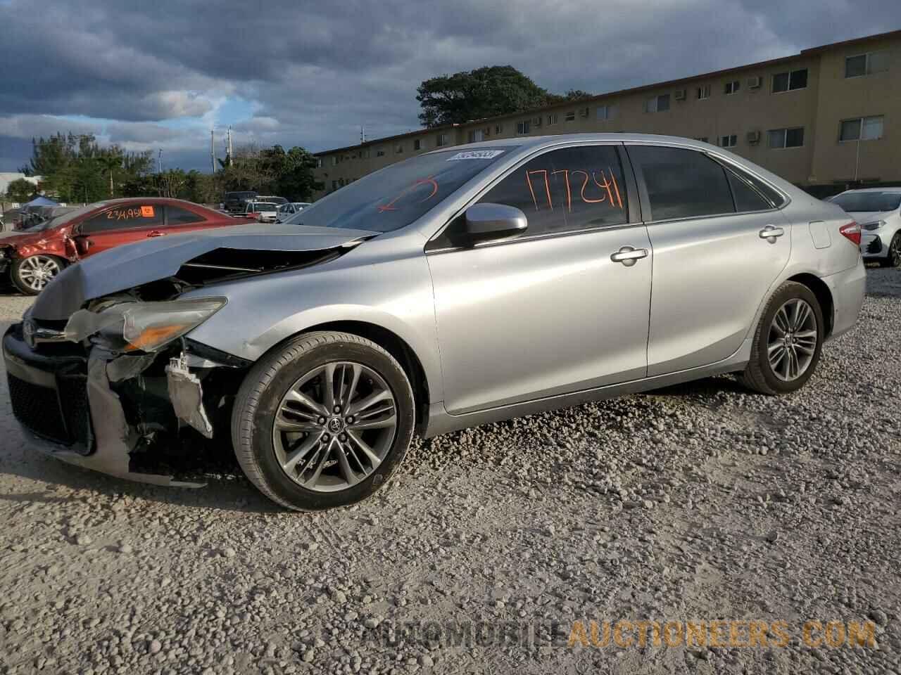 4T1BF1FK5FU009375 TOYOTA CAMRY 2015