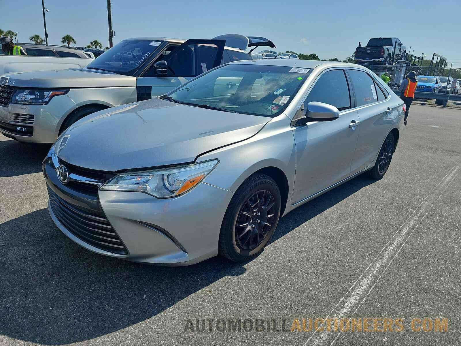 4T1BF1FK5FU018884 Toyota Camry 2015