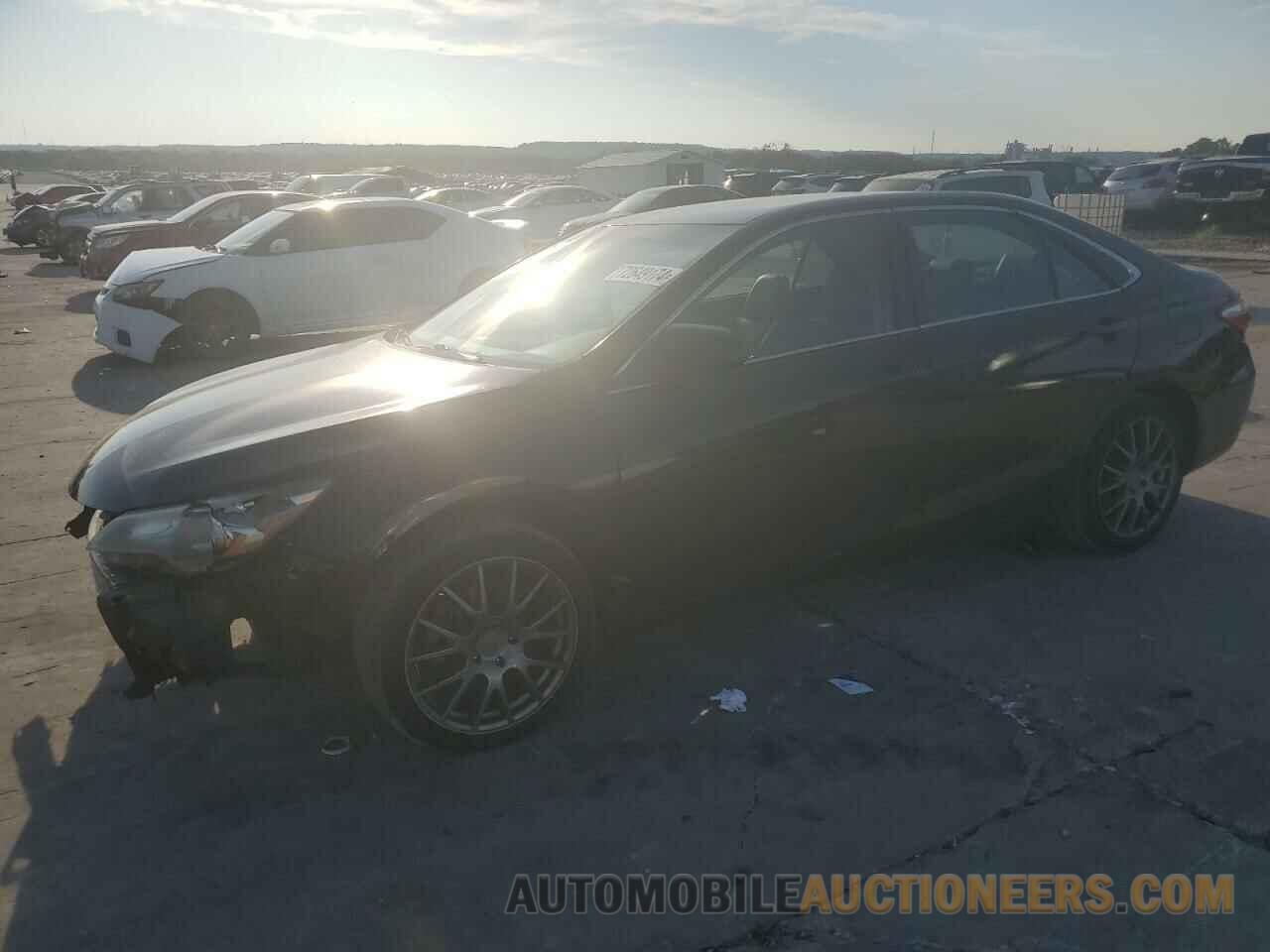 4T1BF1FK5FU025558 TOYOTA CAMRY 2015