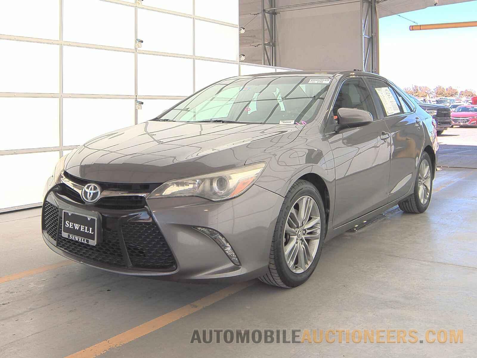 4T1BF1FK5FU031604 Toyota Camry 2015