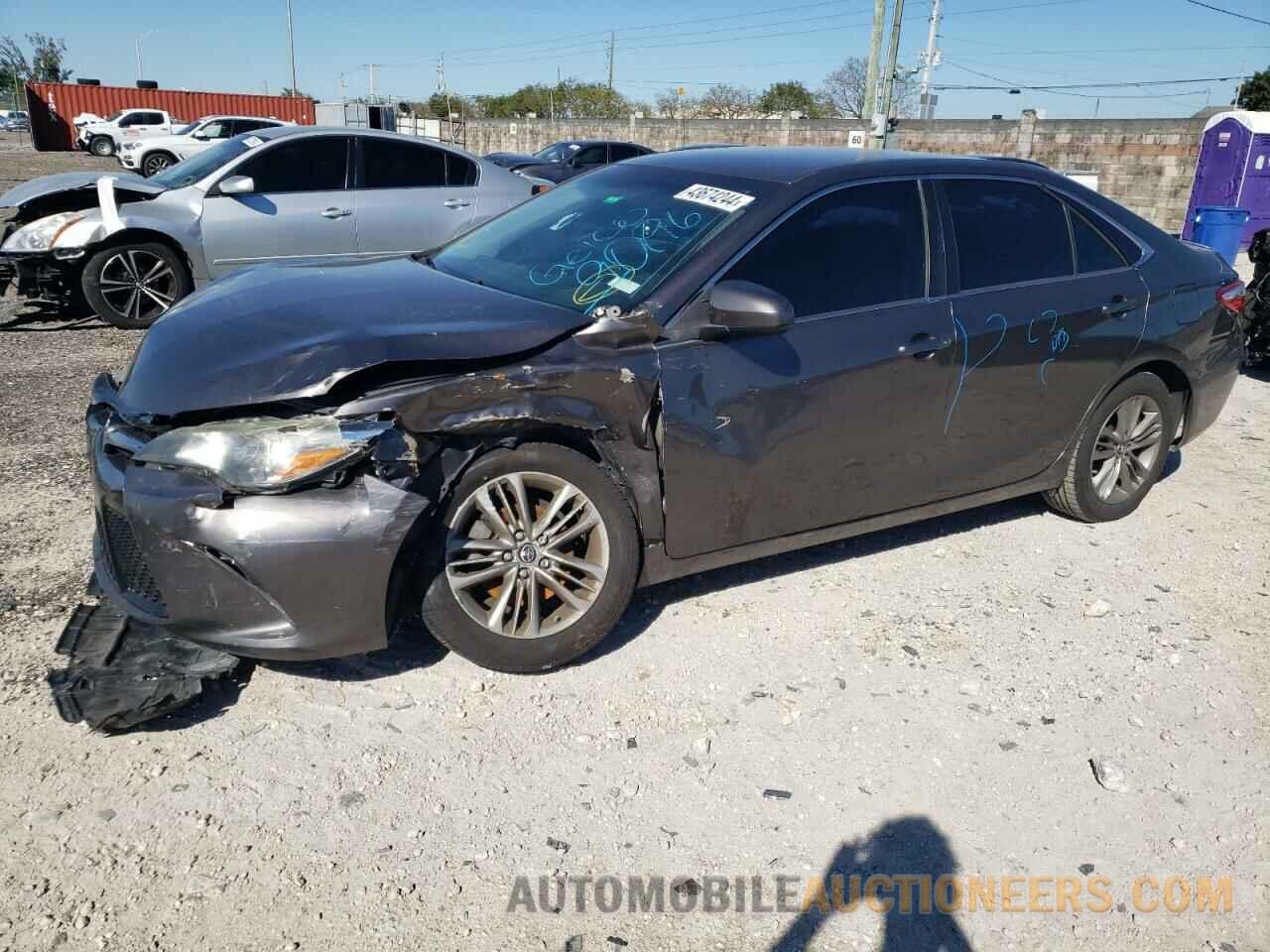 4T1BF1FK5FU052338 TOYOTA CAMRY 2015