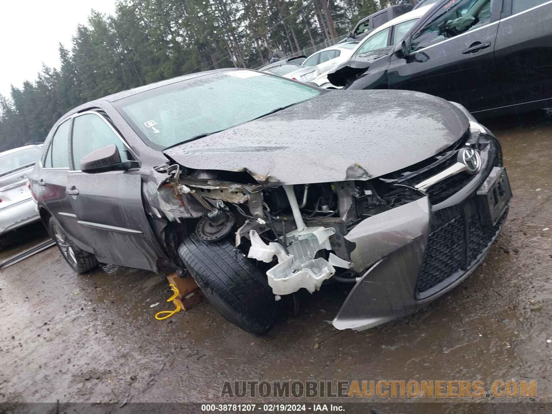 4T1BF1FK5FU055711 TOYOTA CAMRY 2015