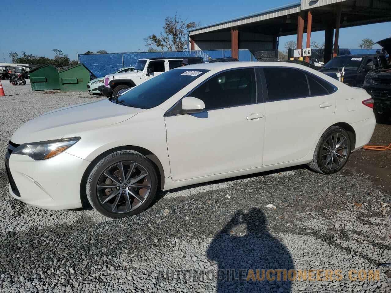 4T1BF1FK5FU075229 TOYOTA CAMRY 2015