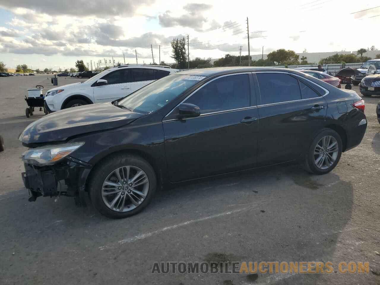 4T1BF1FK5FU101750 TOYOTA CAMRY 2015