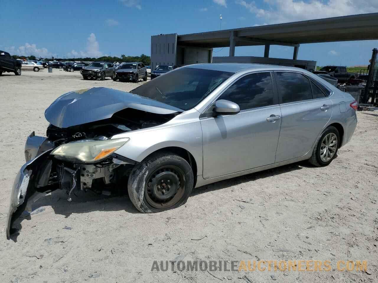 4T1BF1FK5FU476280 TOYOTA CAMRY 2015