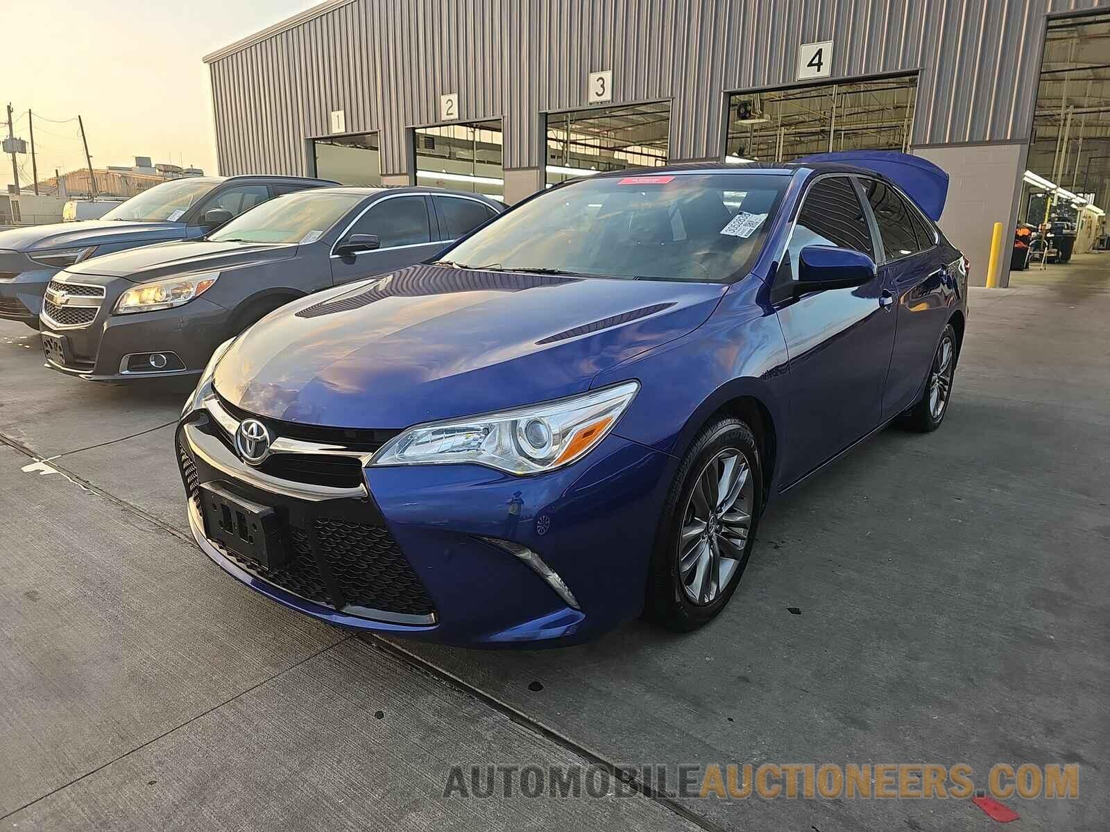 4T1BF1FK5FU880549 Toyota Camry 2015